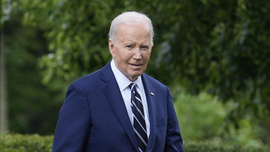 AP Sources: Biden Administration Proceeding with $1 Billion Arms Package for Israel